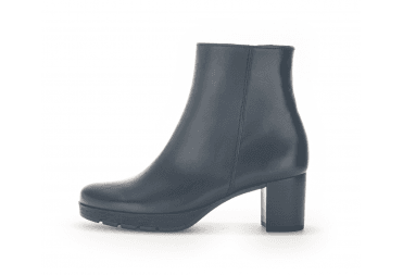 Essential Heeled Boot 