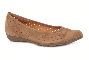 Ruffle Ballerina Pump 