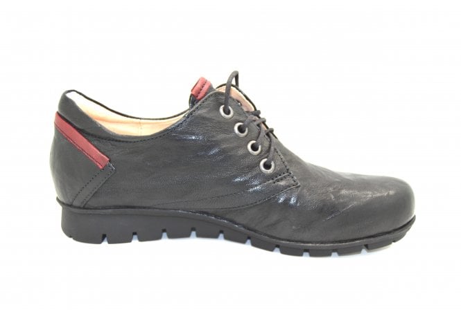 Think! Menscha Lace Up Shoe 