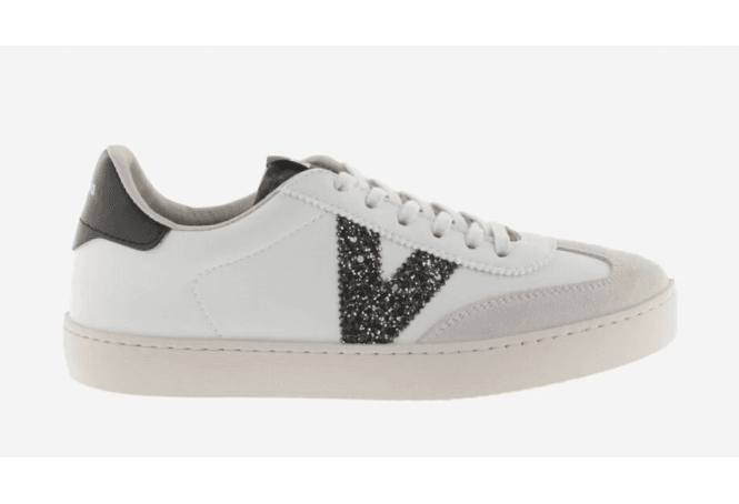 Victoria Chile Trainer